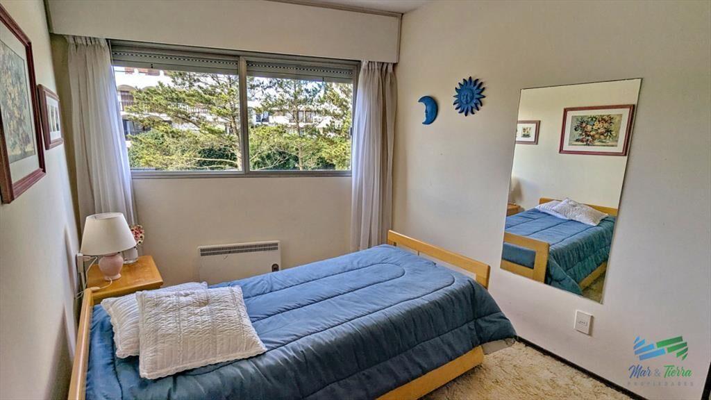 Venta de apartamento 3 dormitorios en primera línea sobre