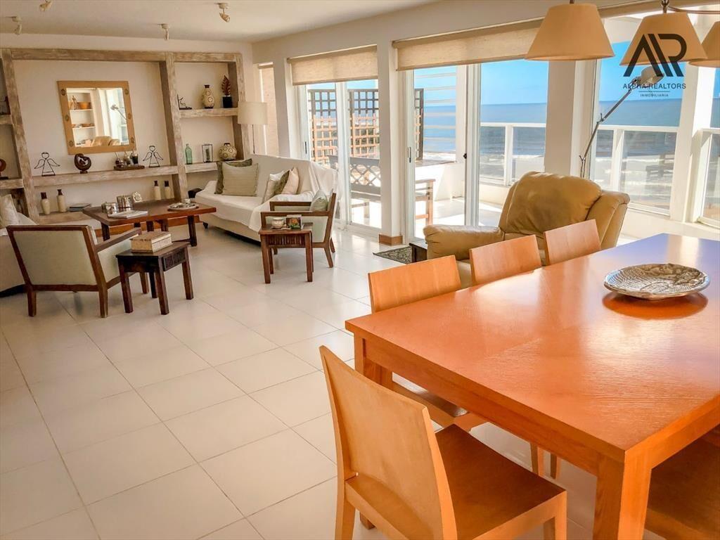 Apartamento en venta c/ cochera en Playa Brava