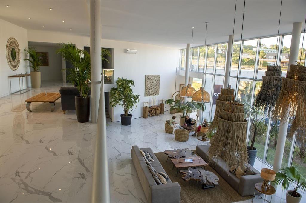 Venta Apartamento a Estrenar, Pileta propia Alta rentabilid