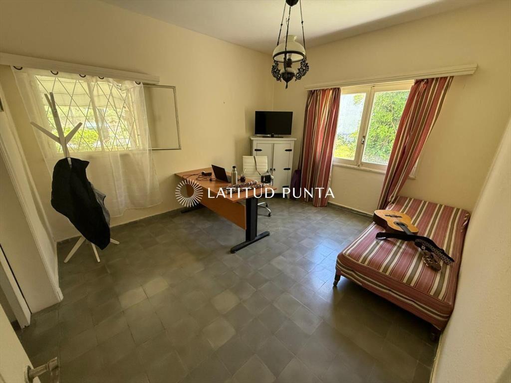 Casa a una cuadra del mar en venta