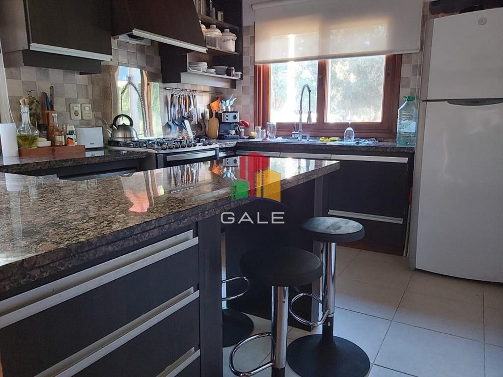 Hermosa casa en venta en Beverly Hills de 5 con y