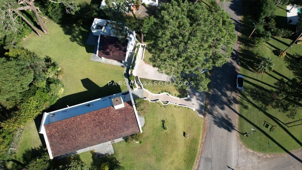Casa en venta en Lugano, Punta del este, 3 y