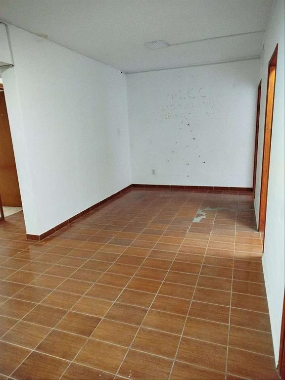 OFICINA O CONSULTORIOS A MEDIA CUADRA PLAZA LAS PIEDRAS