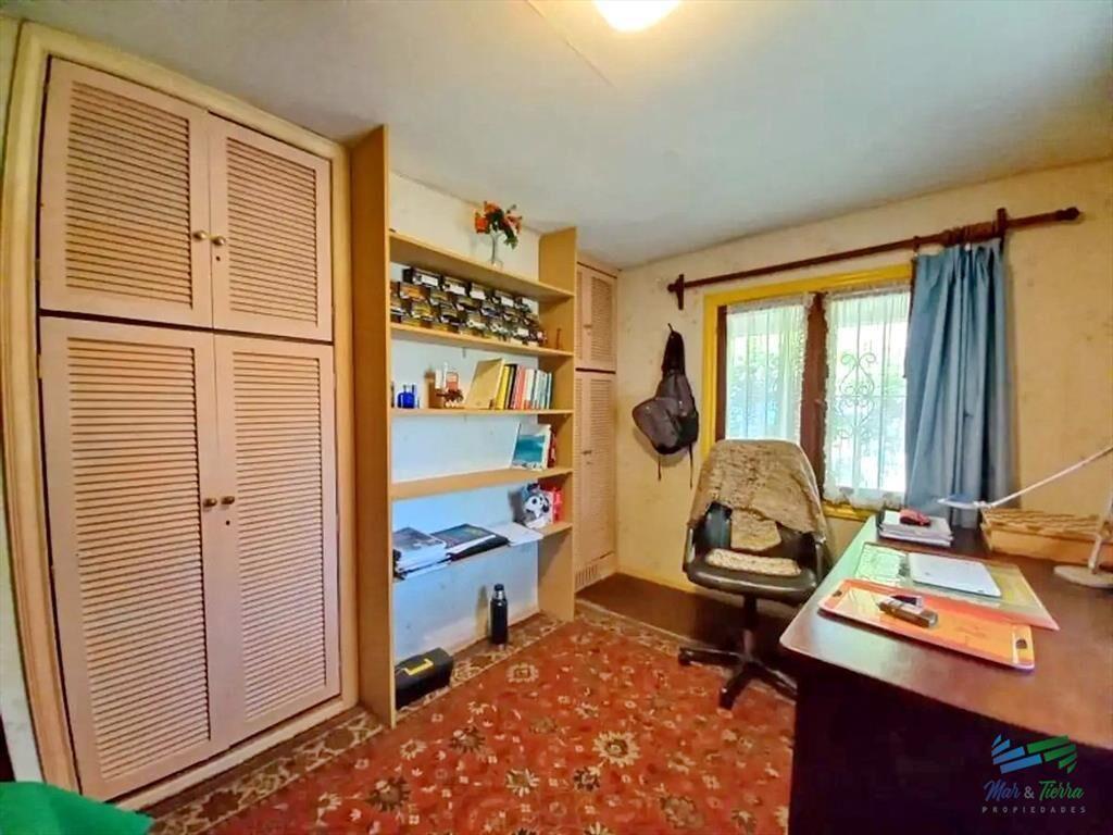 Casa de 6 dormitorios con piscina en venta en del
