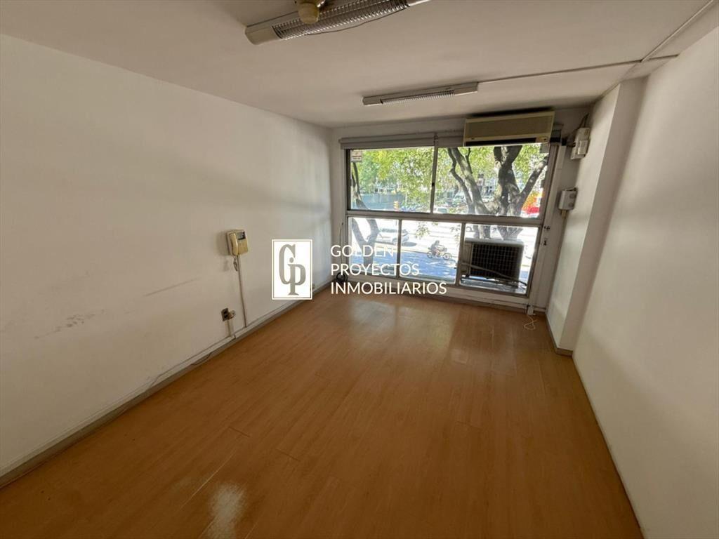 Oficina en Alquiler con Garage Torre de los