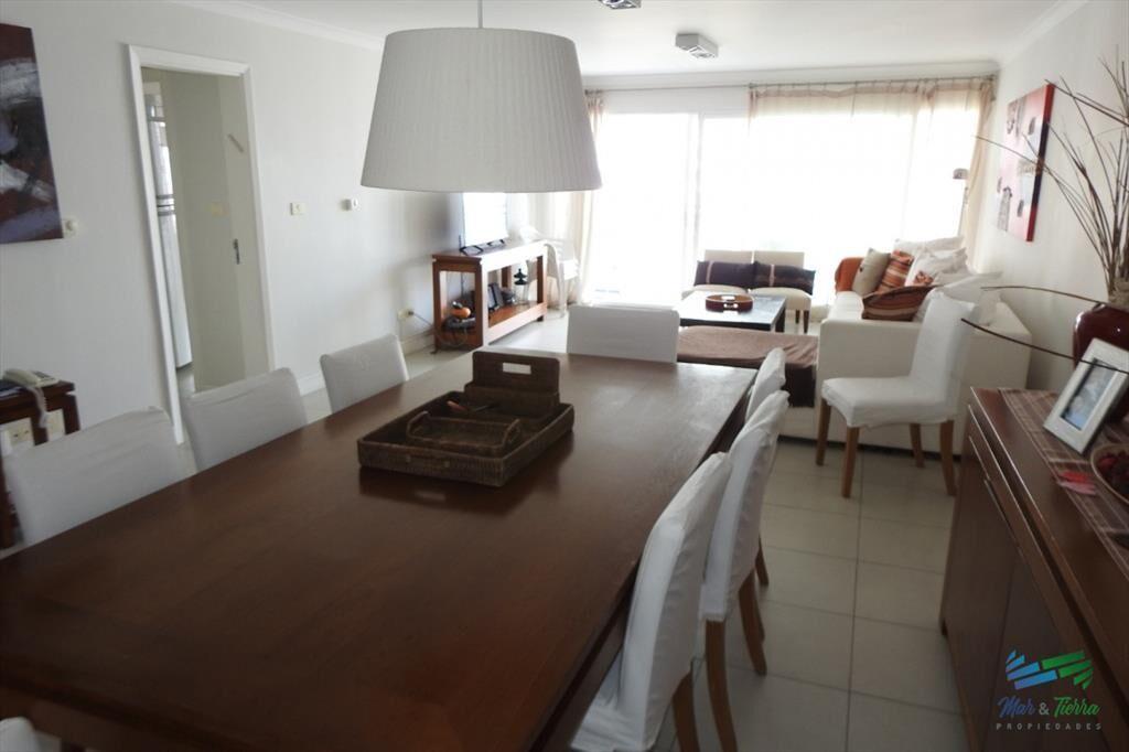 En venta apartamento 3 dormtirorios con propio,
