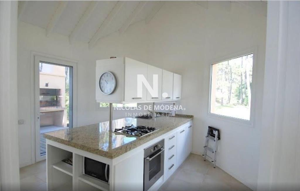 Casa en Laguna Blanca - La Barra