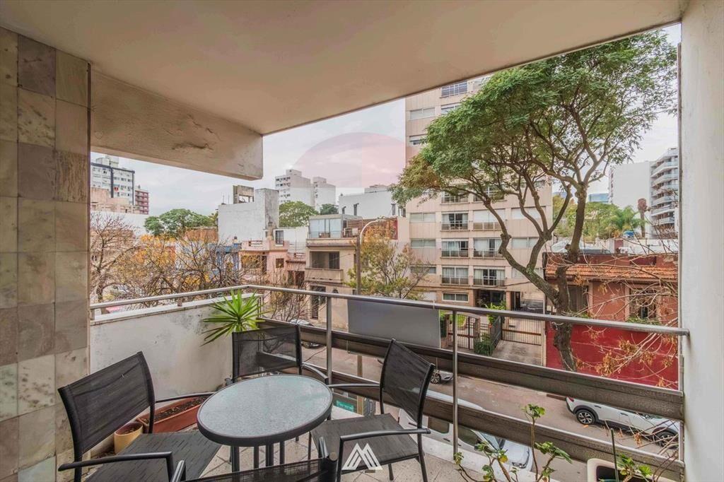 VENTA APTO 3 DORM+SERVICIO, GARAJE PISCINA POCITOS