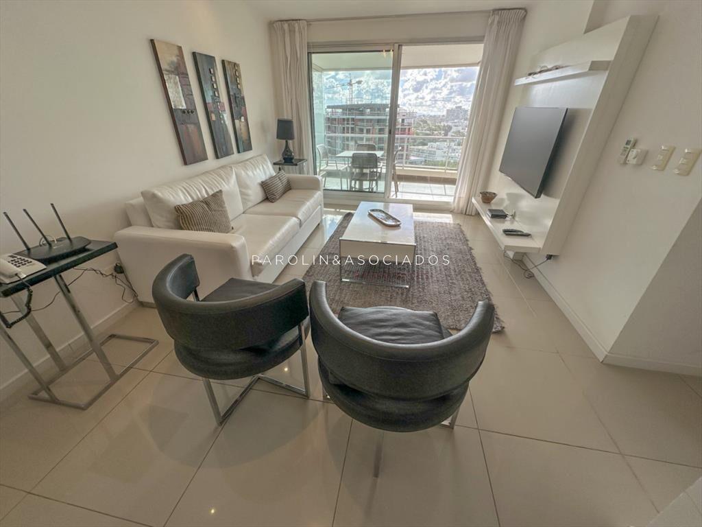 Apartamento en venta de 2 dormitorios Wind Tower,
