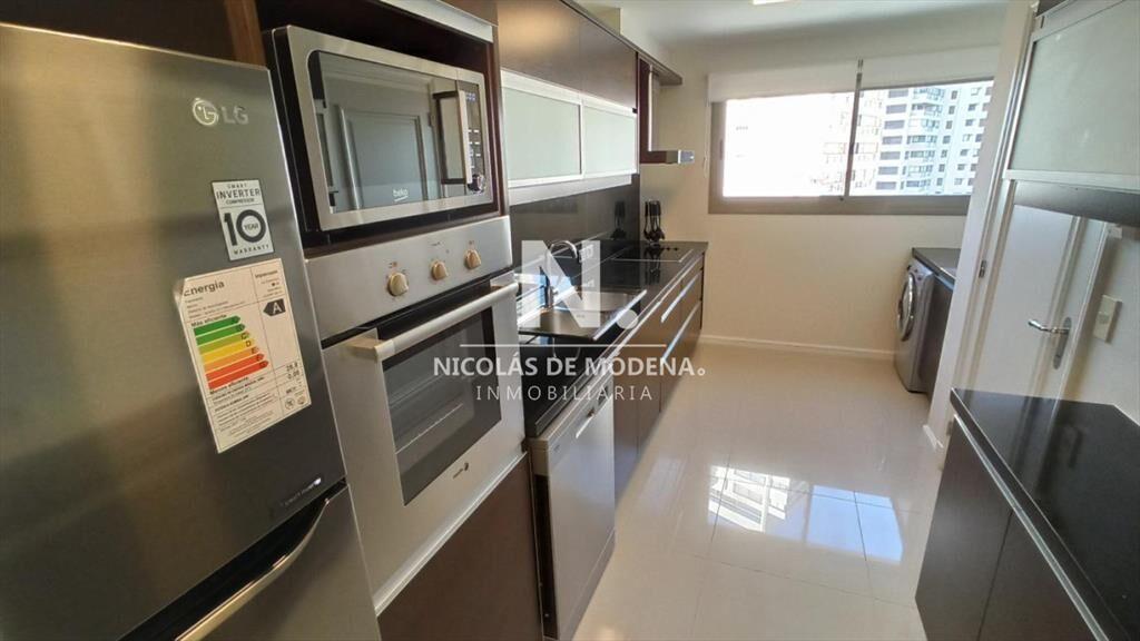 Apartamento en Venta en Punta del Este zona Playa