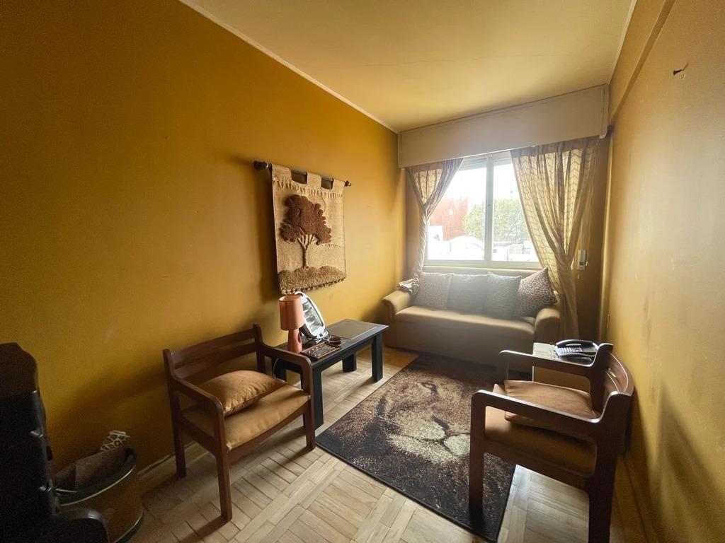 Venta apartamento 2 dormitorios con garaje Cordón