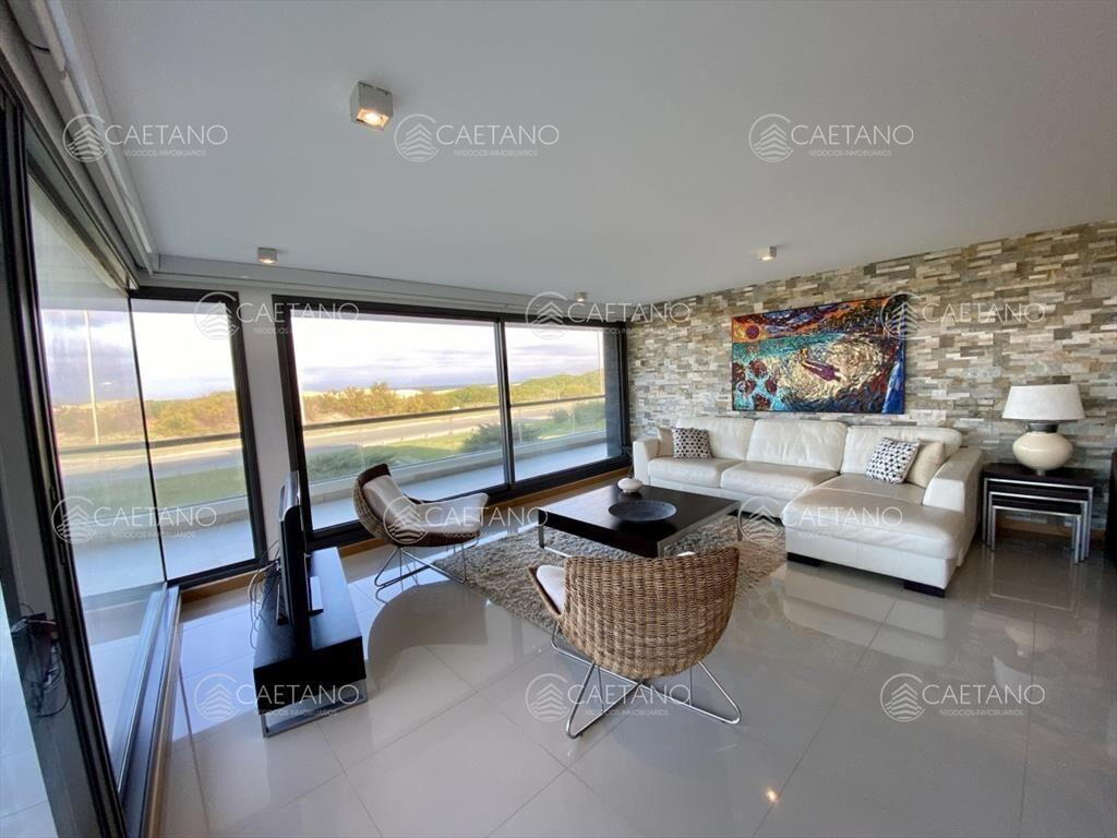 Espectacular apartamento ubicado en la Brava