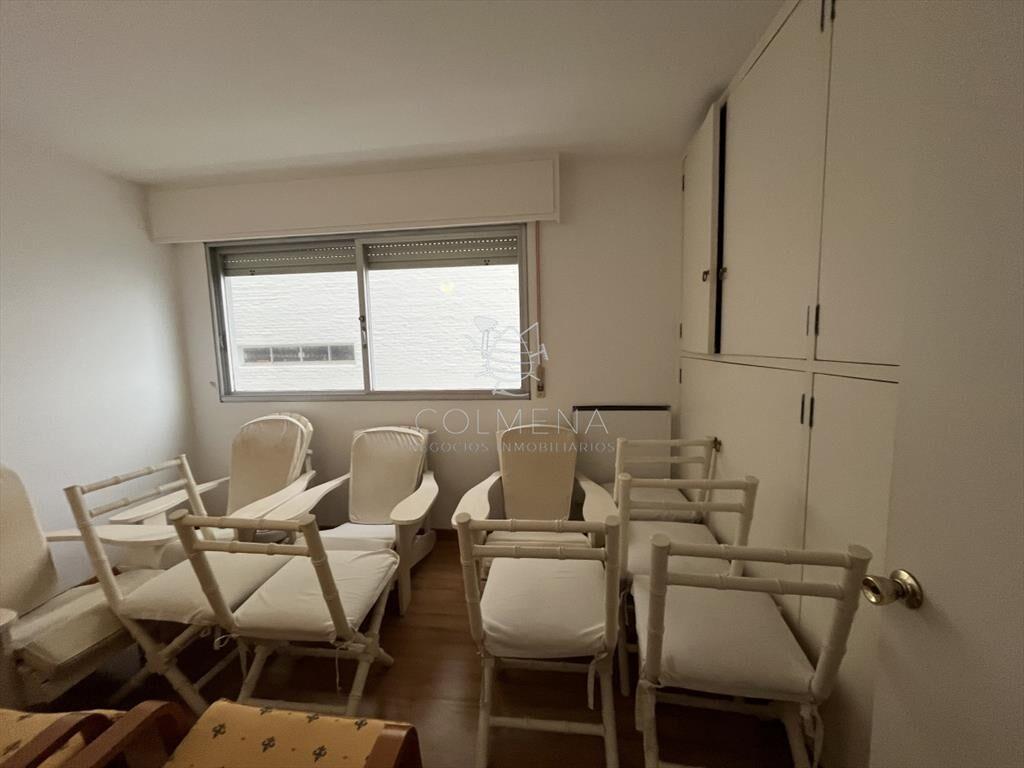 Apartamento en venta, puerto Punta del Este.