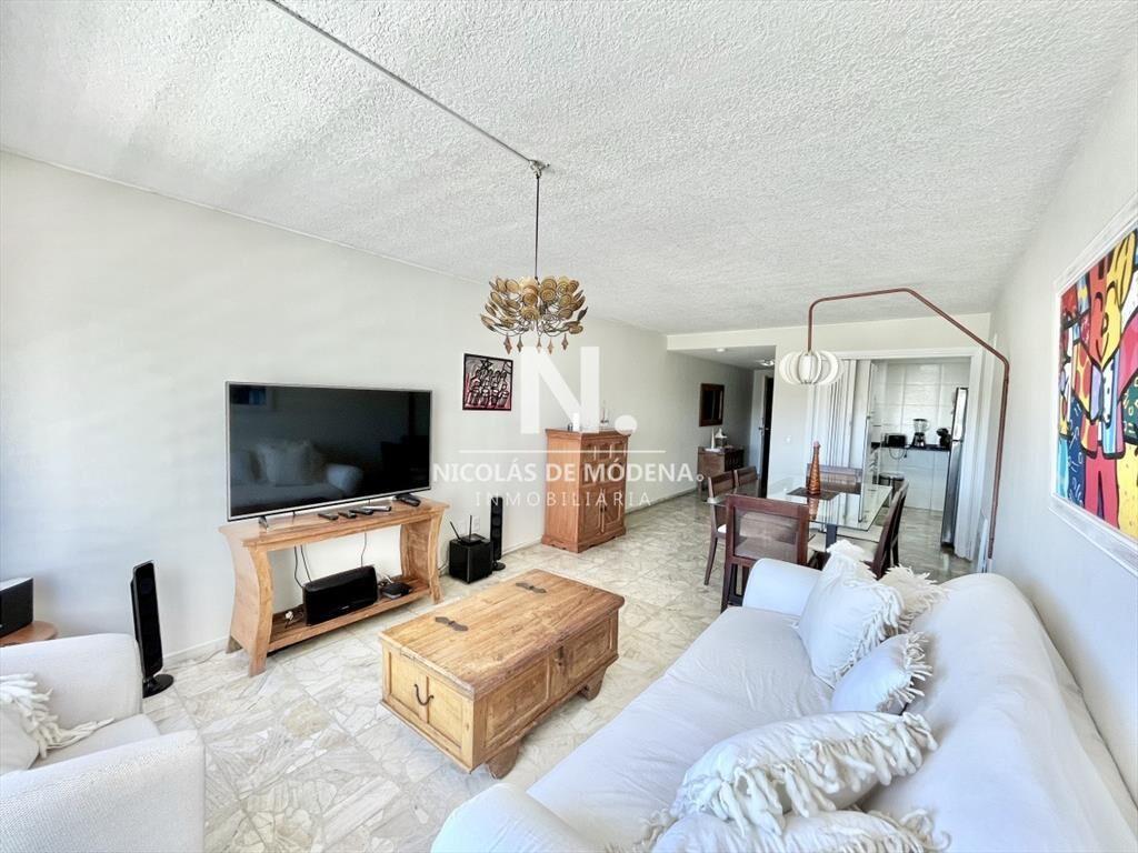 Apartamento en venta 2 dormitorios Playa Mansa,