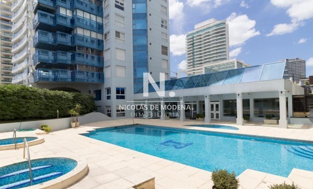 Hermoso Departamento en venta de 3 dormitorios,