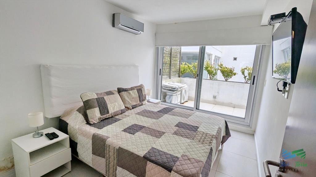 En venta apartamento 1 dormitorio con piscina en