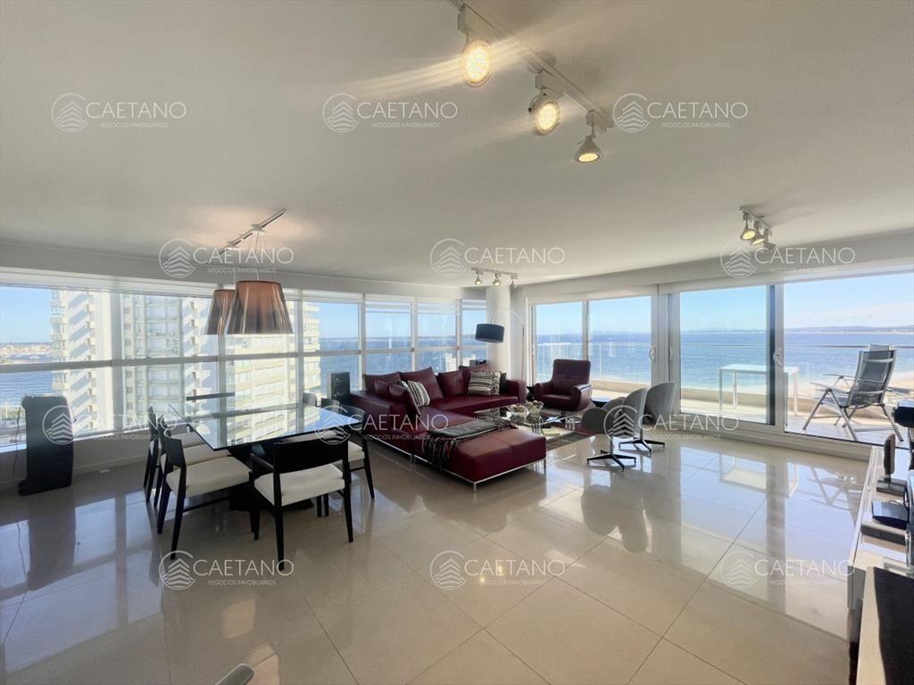 Venta Departamento - 3 dormitorios + servicio - -