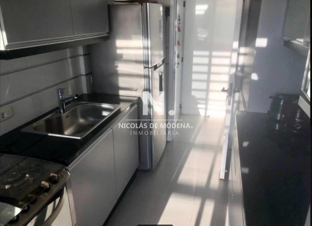 Apartamento en torre de categoría