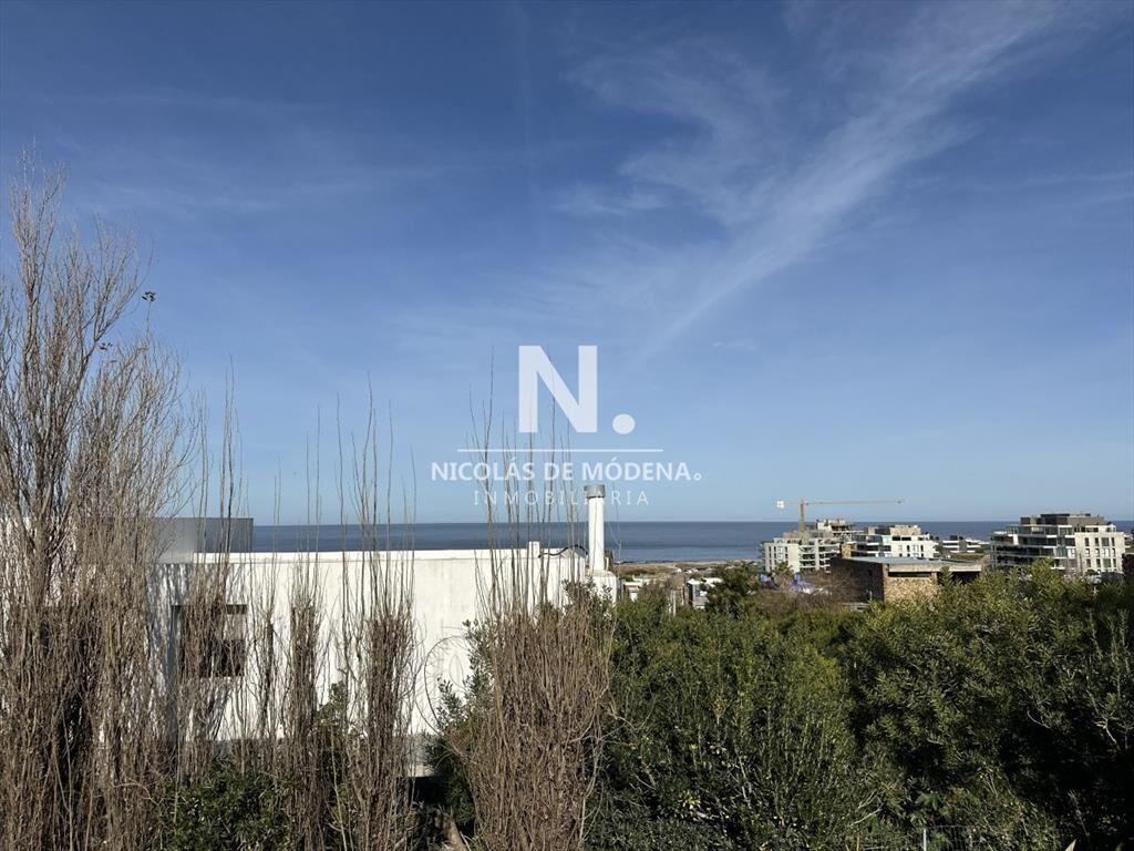 Casa en venta estilo minimalista a 300 mts del mar, El chor