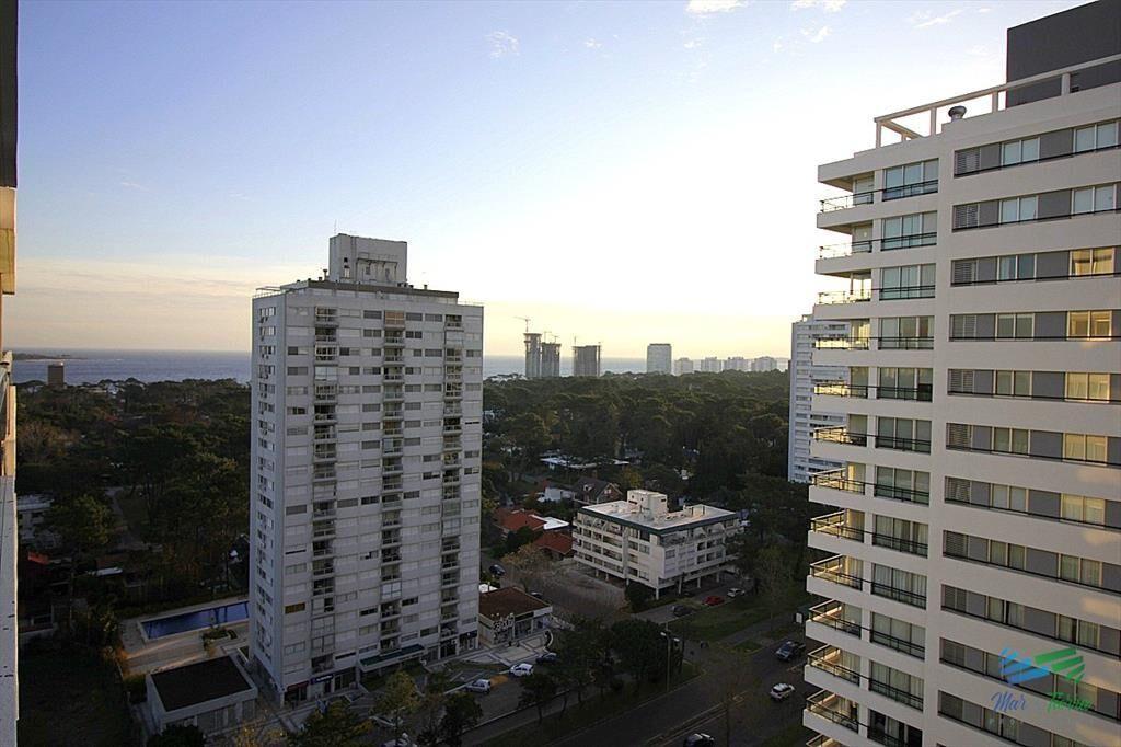 En venta apartamento 1 dormitorio, piso alto, del