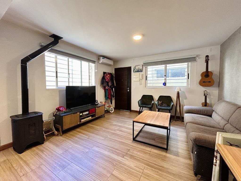 Venta apartamento 3 dormitorios en Tres Cruces con parrille