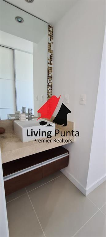 Apartamento en Brava, 2 dormitorios *