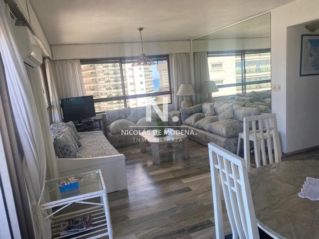 Apartamento en venta de 3 dormitorios en Punta
