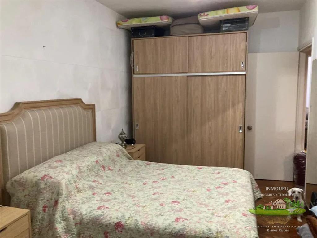Vendo apartamento a pasos de la rambla