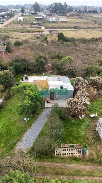 Venta terreno grande con mejoras barros blancos 5 casas