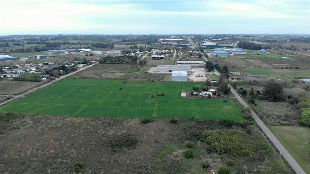 Venta terreno suburbano de 60.032m² casi Ruta 101