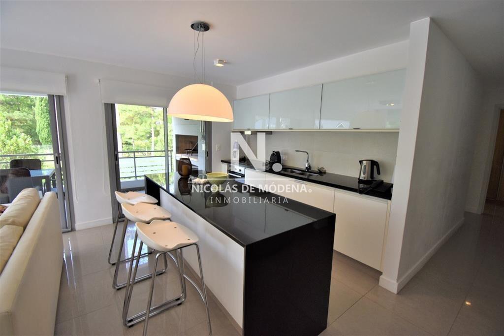 Vende apartamento de 2 dormitorios en Rincon del