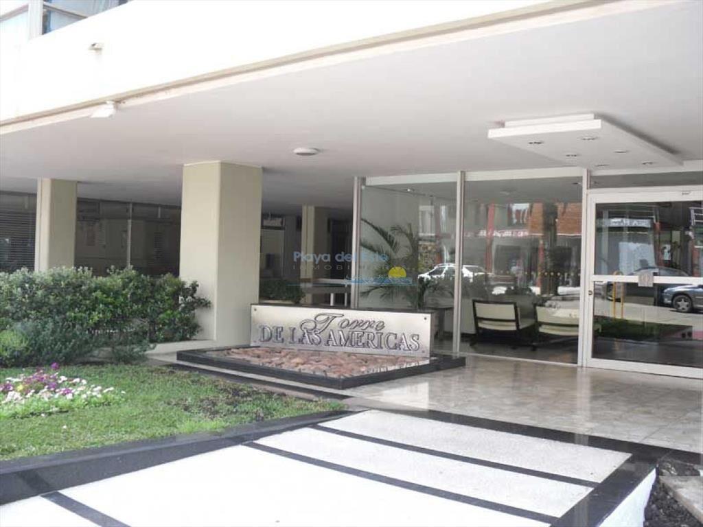 Apartamento en Peninsula, 3 dormitorios *
