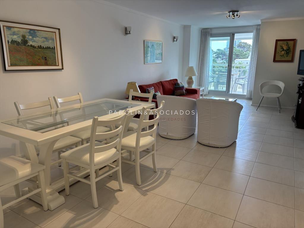 HERMOSO APARTAMENTO 3 DORMITORIOS EN VENTA