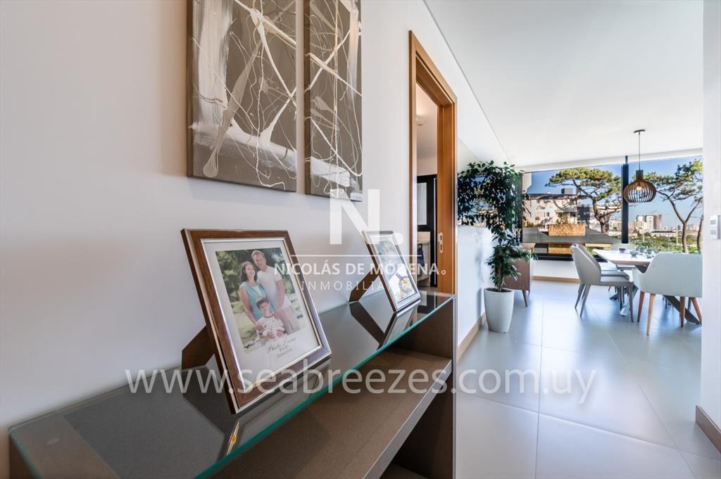 Sea Breezes - Punta del Este - 3 Dormitorios - excelente ub
