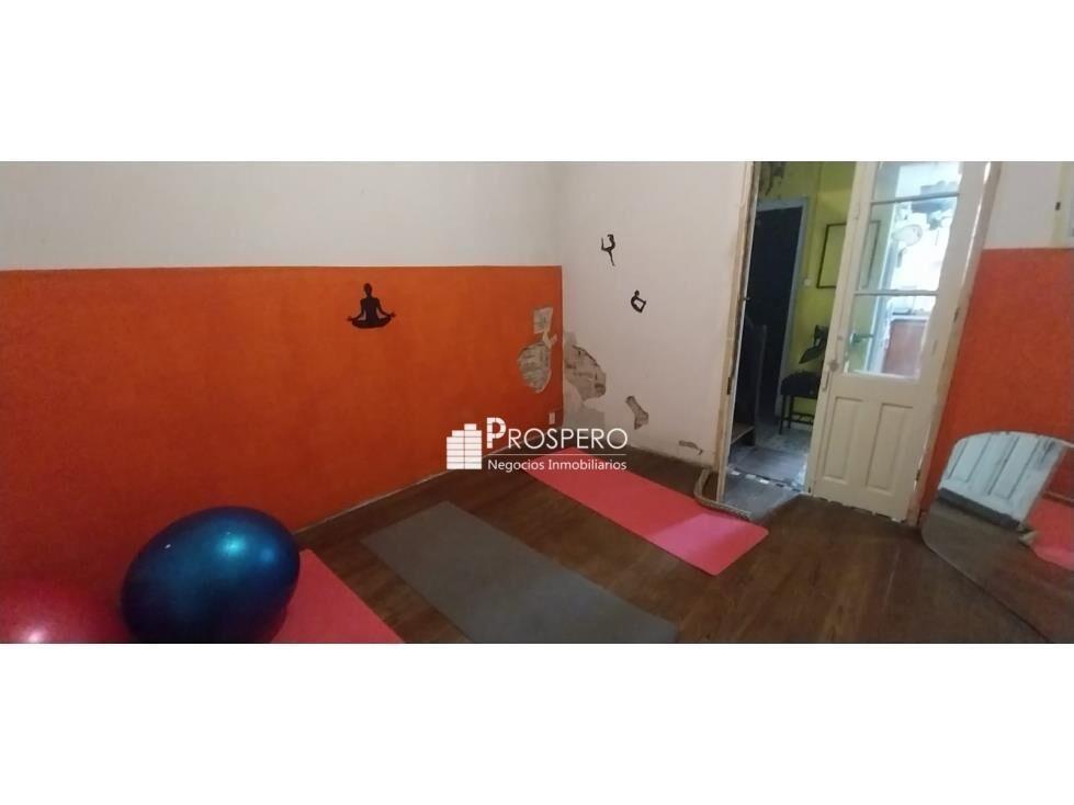 AL1897/1 Venta Casa 3dorm Aguada Balcón