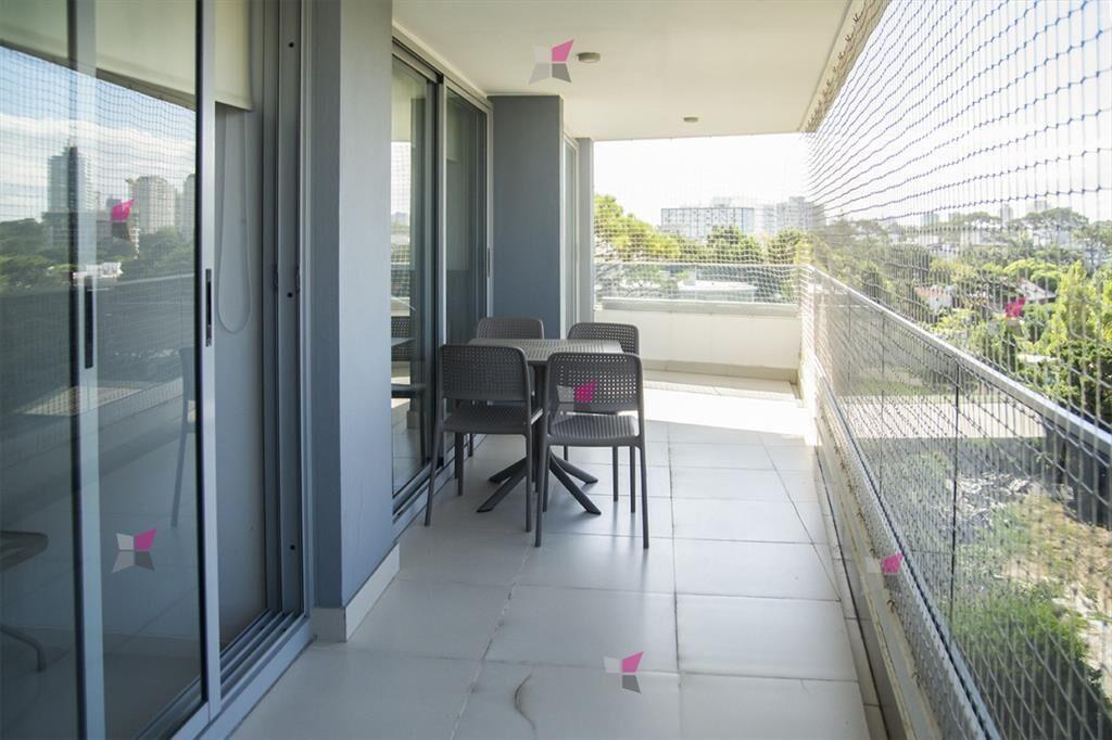 Apartamento en venta en Torre esmeralda de 3 dormitorios ,