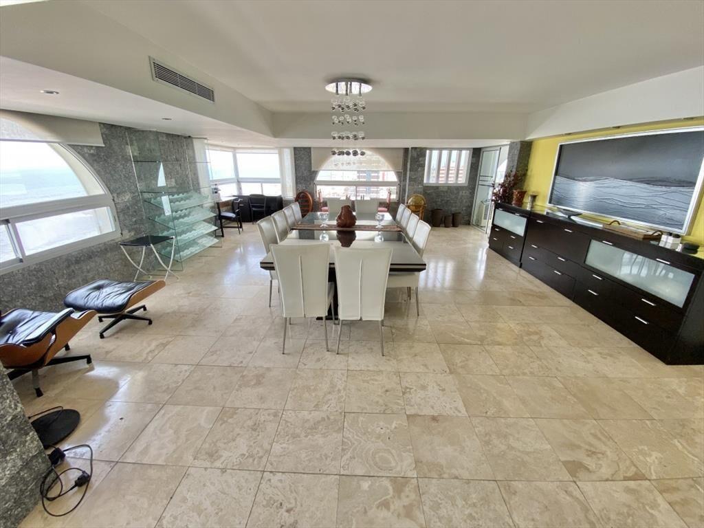 APARTAMENTO EN VENTA 3 DORMITORIOS - TORRE DEL