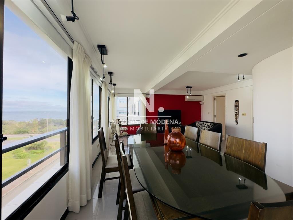 Apartamento en venta, 3 dormitorios, vista al