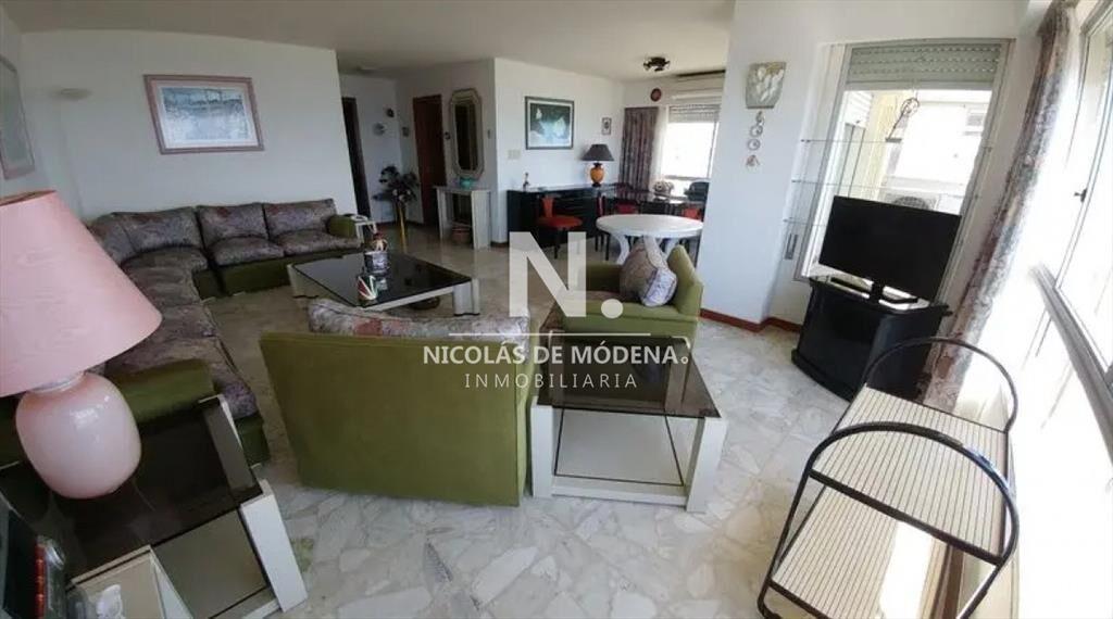 Apartamento en venta primera linea