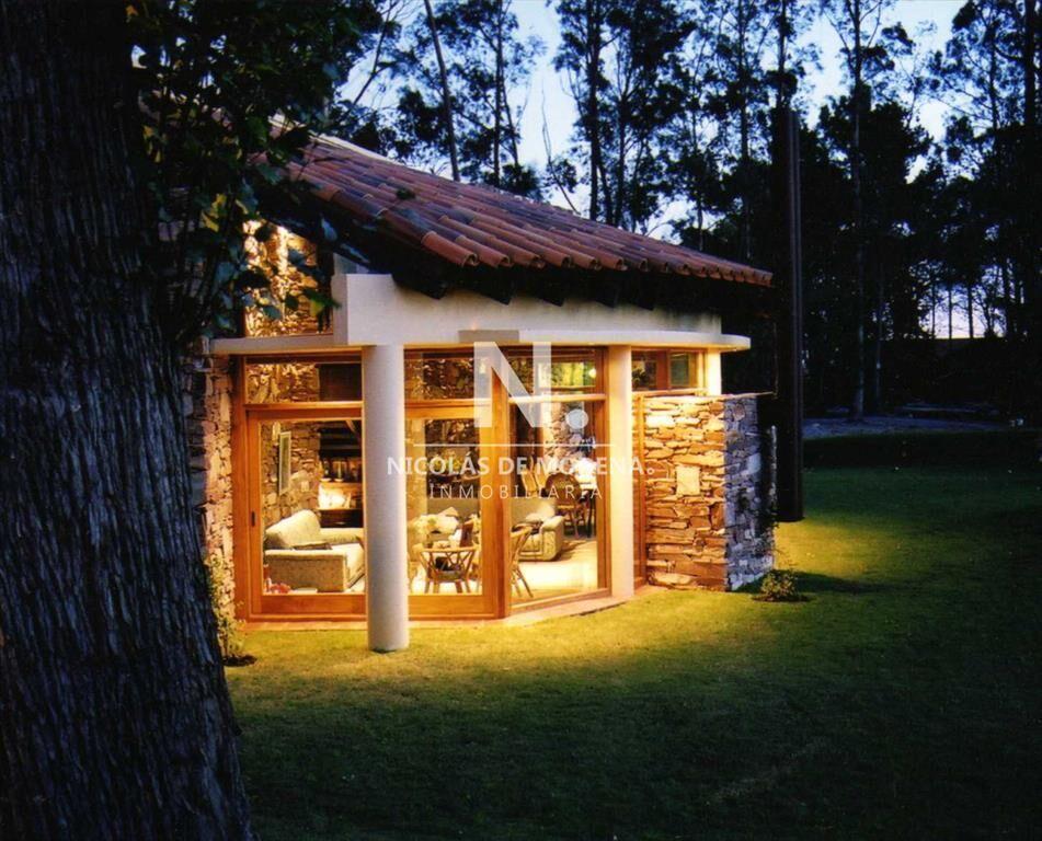 MUY BUENA CASA EN SOLANAS A 2 CUADRAS DE LA PLAYA