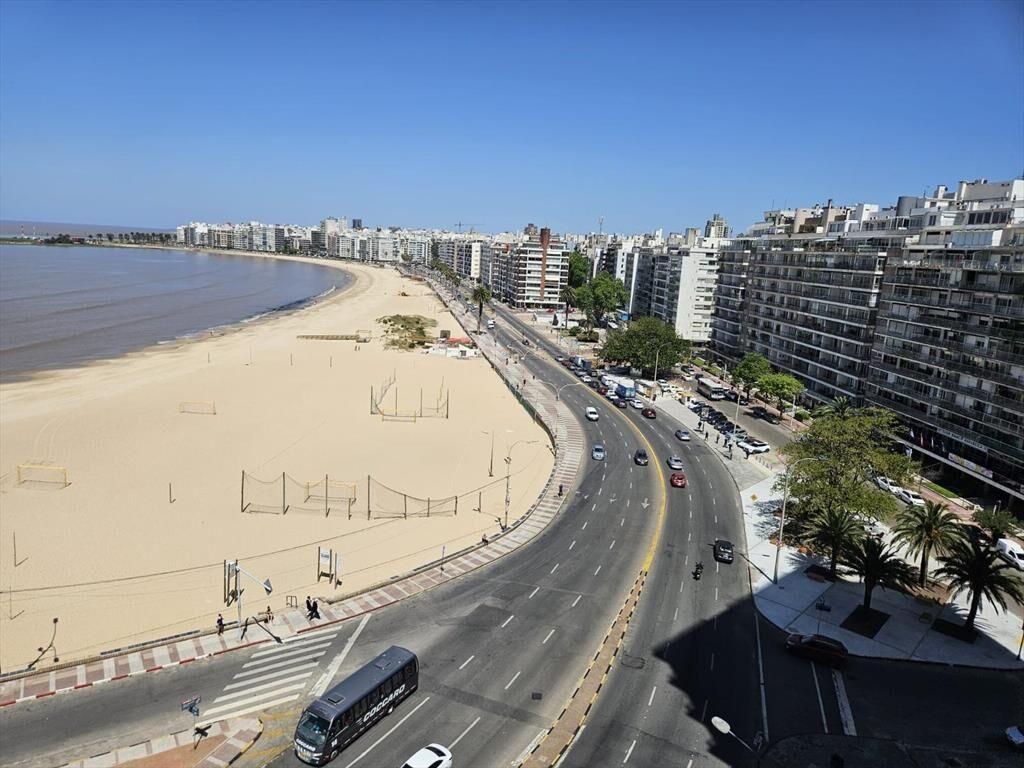Rambla de Pocitos Nuevo, 4 dormitorios, 230 M2 20 M2 ter