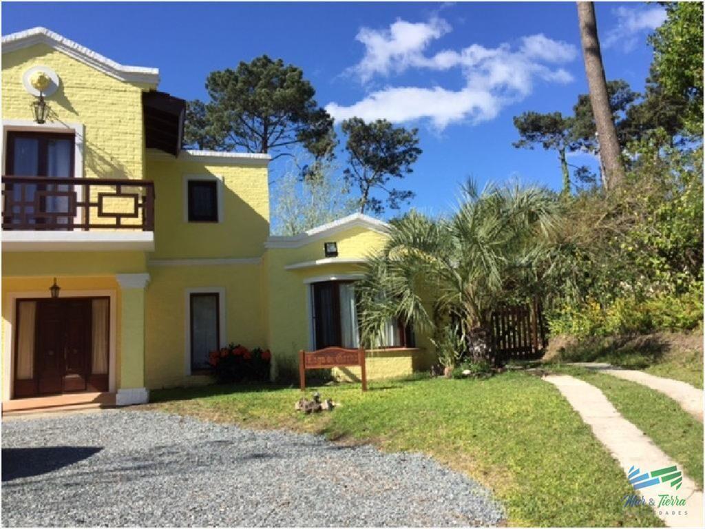 Casa en venta. Totalmente reciclada, bien Punta