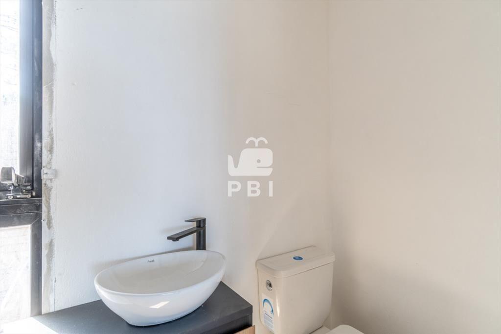 Apartamento esquinero de 2 dormitorios en Baleia,