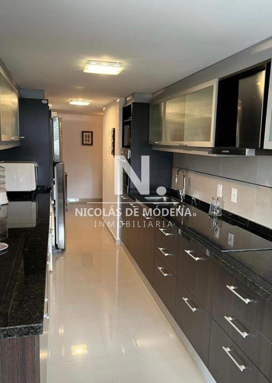 Departamento de 3 dormitorios en venta en Torre