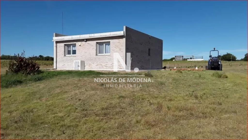 Impecable Chacra, con espacios amplios y comodos.