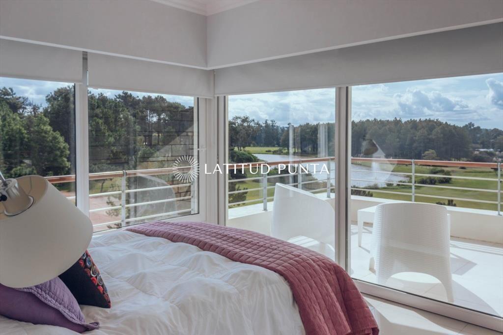 Apartamento en Mansa, 2 dormitorios y parrillero