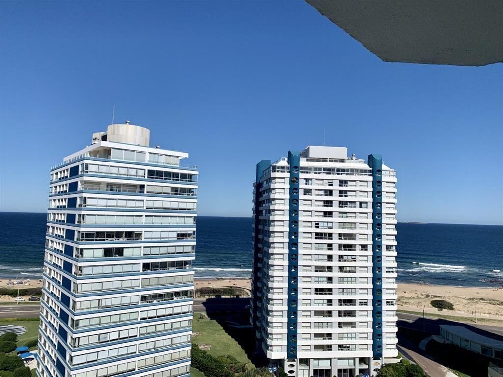 VENTA DE APARTAMENTO DE 2 DORMITORIOS EN BRAVA PUNTA DEL ES