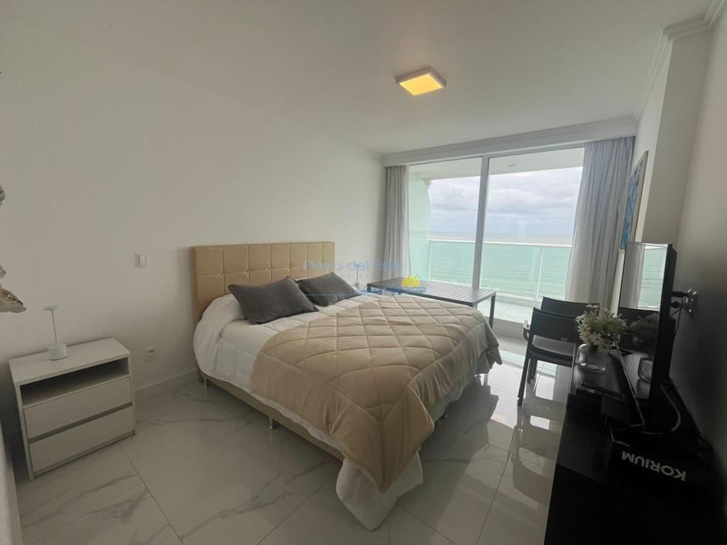 Apartamento en Venta de 3 dormitorios en Punta ,