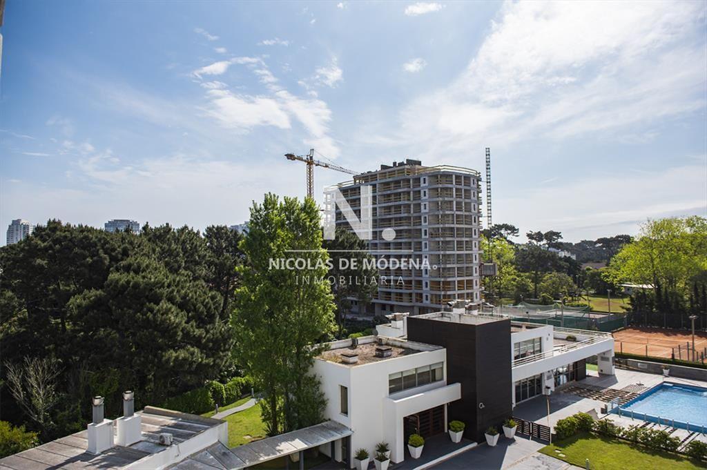 Departamento de 1 y medio dormitorio en venta a