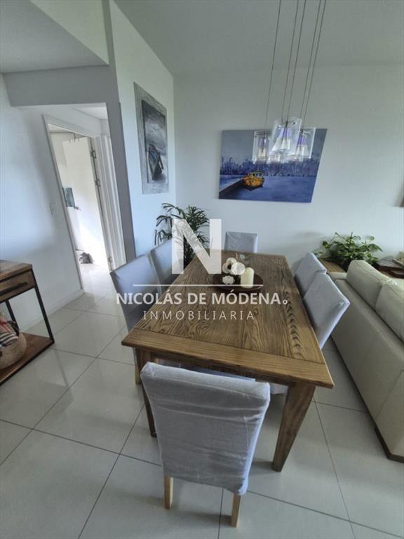 Apartamento en venta primera linea Playa Mansa Punta del Es
